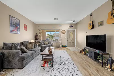 3675 S Joshua Tree Lane, Gilbert, AZ 85297 - Photo 3