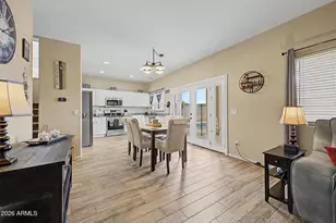 3675 S Joshua Tree Ln, Gilbert, AZ 85297 - Photo 1