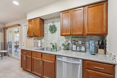 14227 N Newcastle Drive, Sun City, AZ 85351 - Photo 11