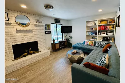 705 W Wilshire Drive, Phoenix, AZ 85007 - Photo 5