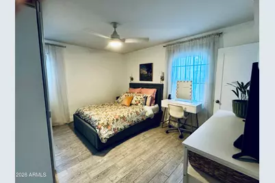 705 W Wilshire Drive, Phoenix, AZ 85007 - Photo 13