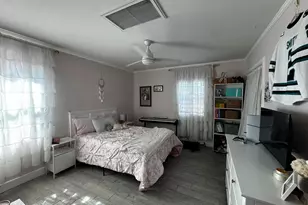 705 W Wilshire Dr, Phoenix, AZ 85007 - Photo 23