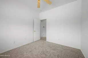 1113 E Gwen St, Phoenix, AZ 85042 - Photo 15