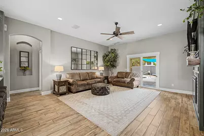 106 E Smoke Tree Road, Gilbert, AZ 85296 - Photo 5