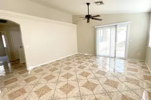 8930 W Catalina Dr, Phoenix, AZ 85037 - Photo 7