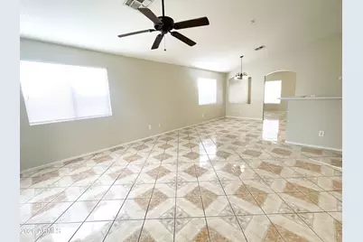 8930 W Catalina Drive, Phoenix, AZ 85037 - Photo 9