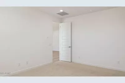 27440 N 69th Lane, Peoria, AZ 85383 - Photo 21
