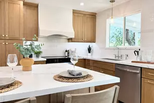 3737 E Karen Dr, Phoenix, AZ 85032 - Photo 7