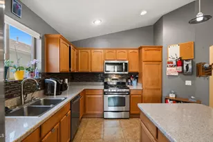 14767 N 139th Ln, Surprise, AZ 85379 - Photo 15