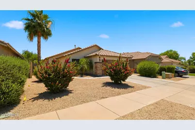 14767 N 139th Lane, Surprise, AZ 85379 - Photo 3