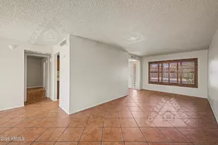 912 E Villa Rita Dr, Phoenix, AZ 85022 - Photo 7