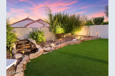 15876 W Alpine Ridge Drive, Surprise, AZ 85374 - Photo 23