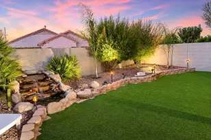 15876 W Alpine Ridge Dr, Surprise, AZ 85374 - Photo 23