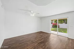 929 S Scallop Dr, Gilbert, AZ 85233 - Photo 11