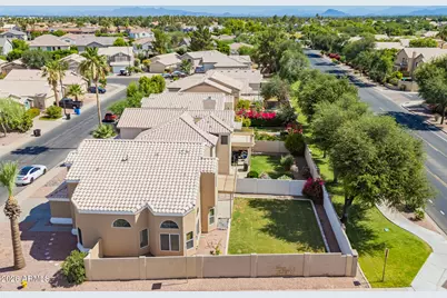 929 S Scallop Drive, Gilbert, AZ 85233 - Photo 39