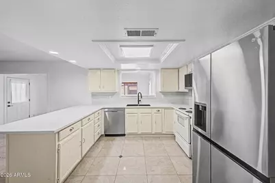 13002 N 23rd Place, Phoenix, AZ 85022 - Photo 9