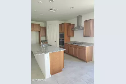 9046 W Luke Avenue, Glendale, AZ 85305 - Photo 5