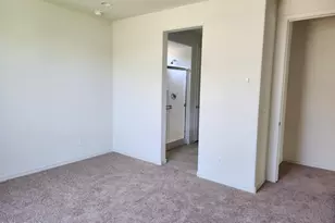 9046 W Luke Ave, Glendale, AZ 85305 - Photo 9