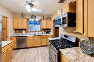 15 E Orange Dr, Phoenix, AZ 85012 - Photo 19