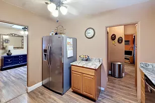 15 E Orange Dr, Phoenix, AZ 85012 - Photo 21
