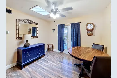 15 E Orange Drive, Phoenix, AZ 85012 - Photo 17