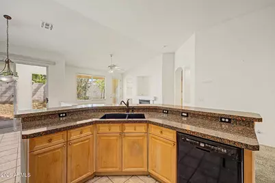 1528 E Laredo Street, Chandler, AZ 85225 - Photo 9