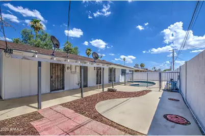4750 N 39th Drive, Phoenix, AZ 85019 - Photo 23