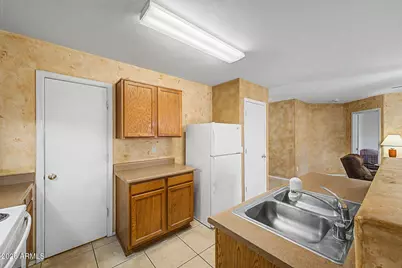7457 W San Miguel Avenue, Glendale, AZ 85303 - Photo 23