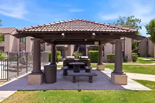 5995 N 78th St, Scottsdale, AZ 85250 - Photo 3