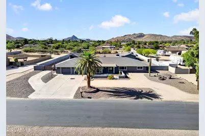 4946 W Creedance Boulevard, Glendale, AZ 85310 - Photo 1