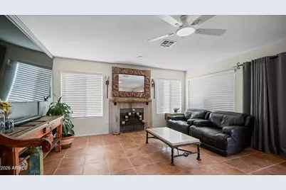 22531 N 74th Avenue, Glendale, AZ 85310 - Photo 13