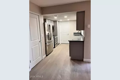 6935 W Monterosa Circle #1386, Phoenix, AZ 85033 - Photo 7