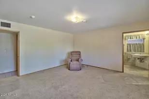 375 S Buena Vista Ave, Gilbert, AZ 85296 - Photo 7