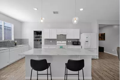 1818 E Grove Street, Phoenix, AZ 85040 - Photo 3