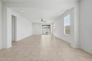 8954 W San Juan Ave, Glendale, AZ 85305 - Photo 7