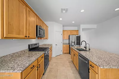 8954 W San Juan Avenue, Glendale, AZ 85305 - Photo 15
