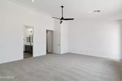 1686 E Carriage Lane, Phoenix, AZ 85086 - Photo 13