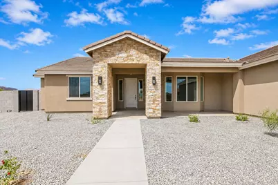 1686 E Carriage Lane, Phoenix, AZ 85086 - Photo 1