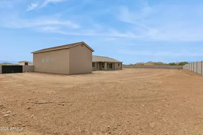 1686 E Carriage Lane, Phoenix, AZ 85086 - Photo 27