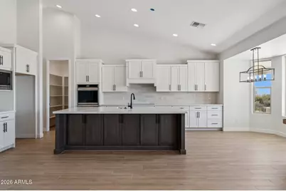1686 E Carriage Lane, Phoenix, AZ 85086 - Photo 3