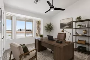 1686 E Carriage Ln, Phoenix, AZ 85086 - Photo 9