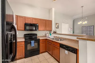 357 N 168th Drive, Goodyear, AZ 85338 - Photo 5