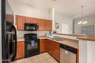 357 N 168th Dr, Goodyear, AZ 85338 - Photo 5