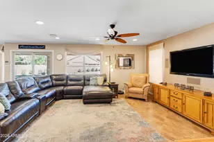 1317 E Grandview Rd, Phoenix, AZ 85022 - Photo 11