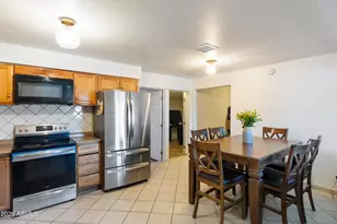 2940 N 81st Dr, Phoenix, AZ 85033 - Photo 7