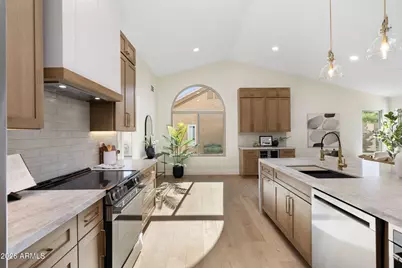 4326` E Juanita Avenue, Gilbert, AZ 85234 - Photo 5