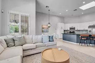 1140 E Tuckey Ln, Phoenix, AZ 85014 - Photo 11