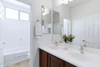 29212 N 20th Lane, Phoenix, AZ 85085 - Photo 15