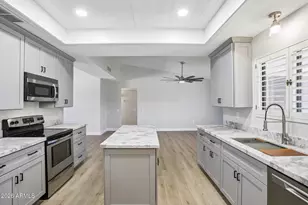 12839 W Blue Bonnet Dr, Sun City West, AZ 85375 - Photo 17