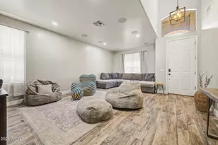 1422 E Saragosa St, Chandler, AZ 85225 - Photo 5
